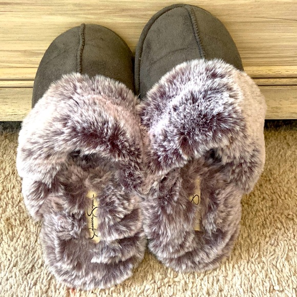 Jessica Simpson House Slippers (Size 8) - Picture 1 of 3